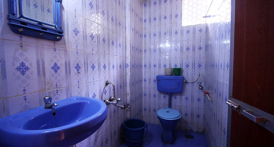 Om Sai Guest House, Goa 5